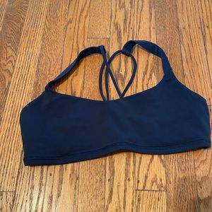 Lululemon free to be bra